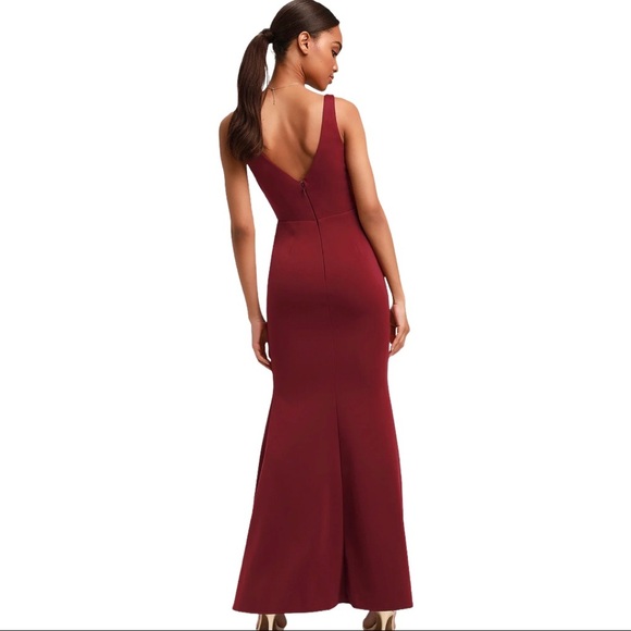 LuLu’s Adelina Burgundy Sleeveless Mermaid Maxi Dress - Picture 7 of 11
